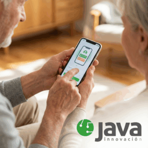 Persona mayor usando un móvil configurado por Java Innovación en Zuera